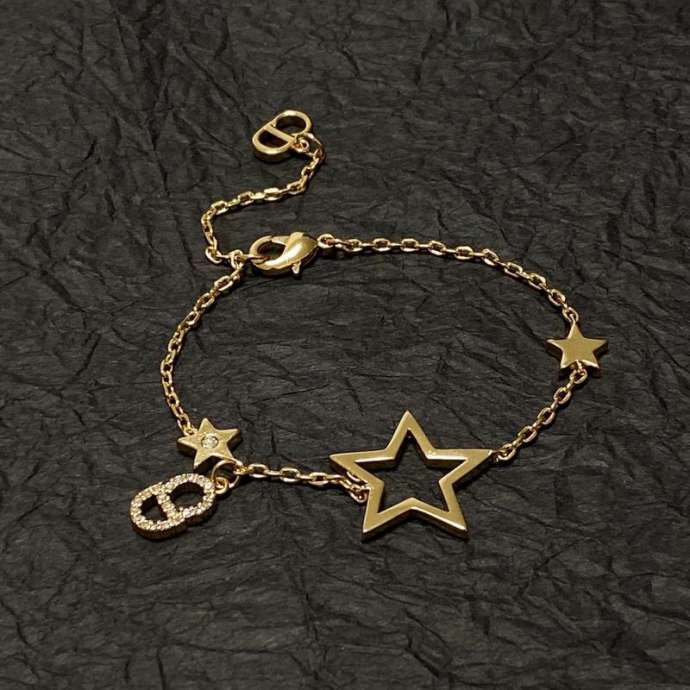 Picture of Dior Bracelet _SKUDiorbracelet03cly437332